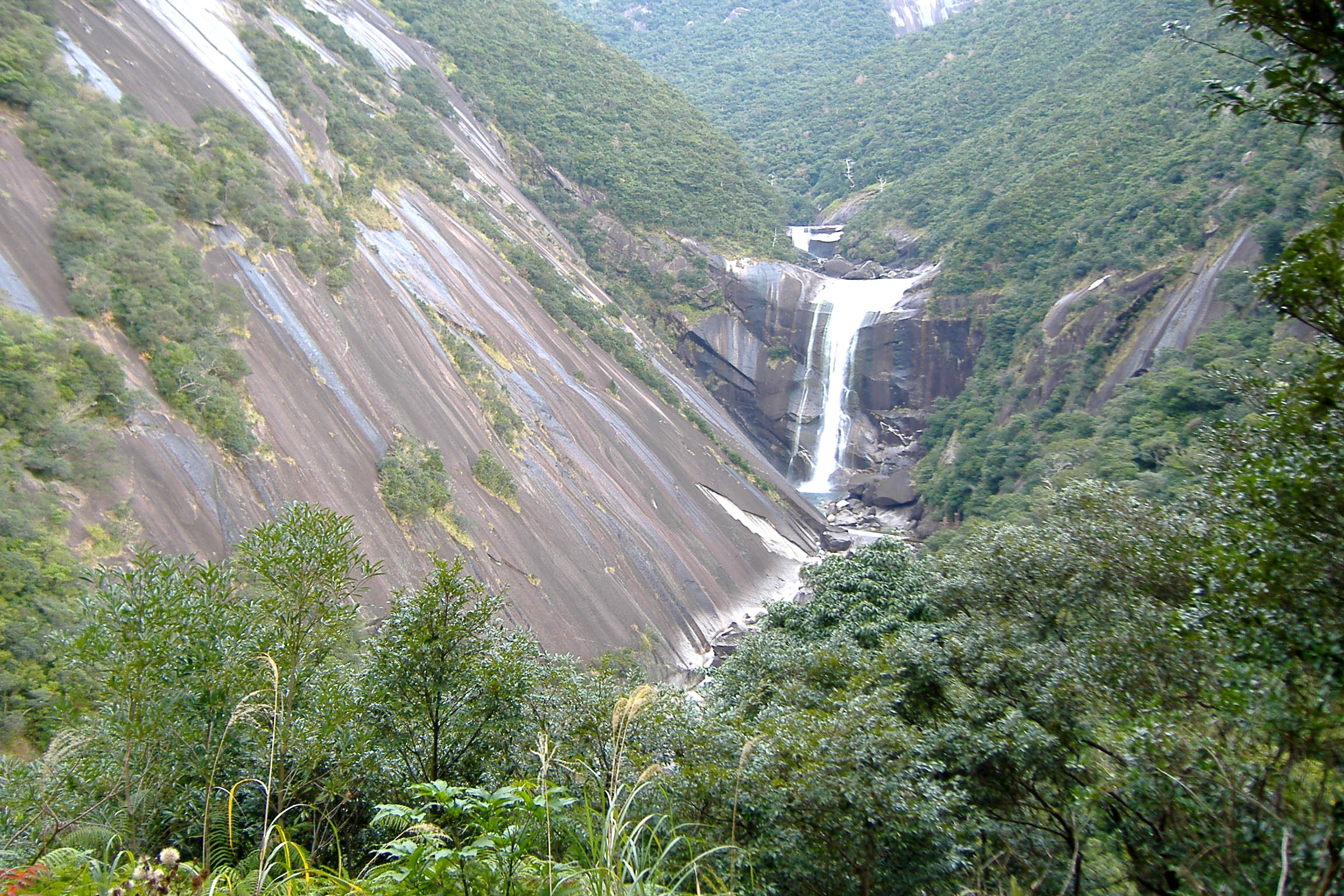 千尋滝の全景